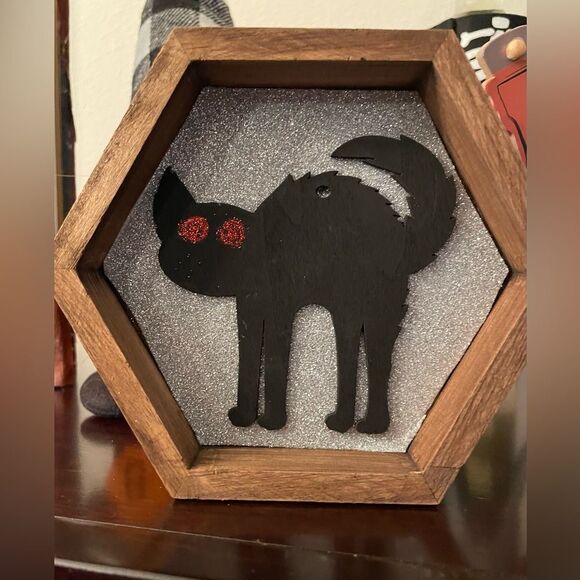 HANDCRAFTED BLACK CAT IN FRAME - Picture 1 of 3